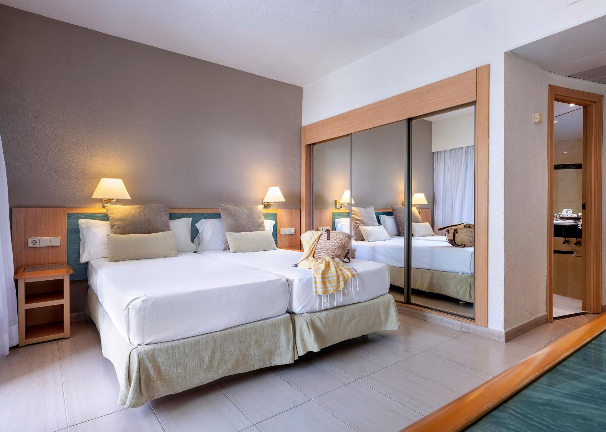 Sol Room